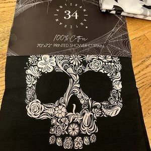 Artisan 34 Skull Shower Curtain